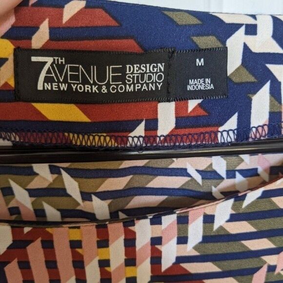7th Avenue Design Studio New York & Company multicolor flowy top - M - Picture 3 of 7